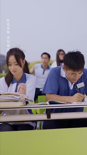 二毛硬闯短剧世界（40集）独家内容免费看