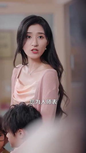 穿成四个反派崽子的恶毒亲妈（100集）好看的短剧电影