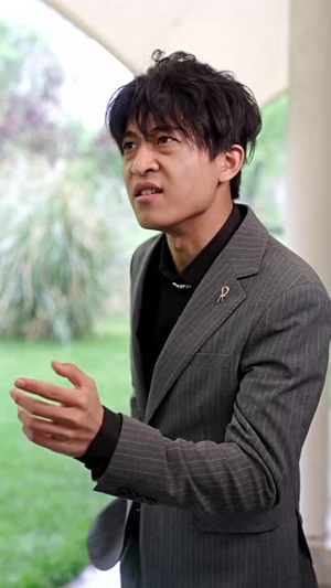 不装了，姑爷摊牌了（82集）超好看古装短剧