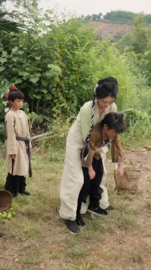 穿越反派，洗白救全家：反派怎么啦（65集）短剧全集抢先看