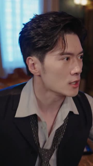 至尊少帅踏龙城(80集) 至尊少帅踏龙城(80集)每日分享短剧