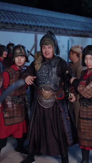 穿越灾荒年,我靠超市仓库救红颜(81集) 穿越灾荒年,我靠超市仓库救红颜(81集)短剧推荐上热门