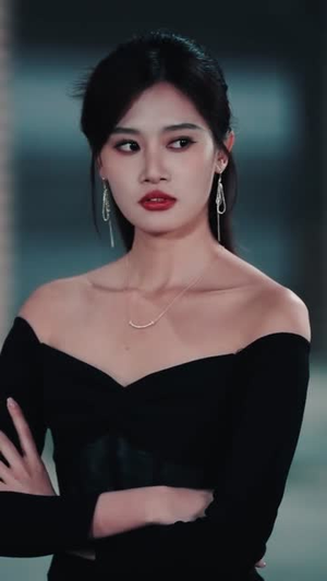 SSSSS级镇狱狂龙(73集) SSSSS级镇狱狂龙(73集)我真的爱了