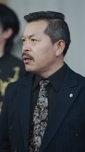 邪祟迷局：重生少年护校花（80集）零花钱看整部剧