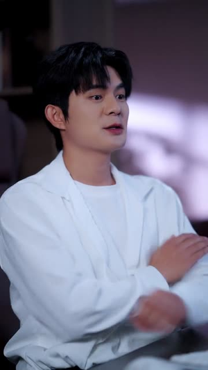 她位高权重，偏撩我（80集）民国短剧推荐