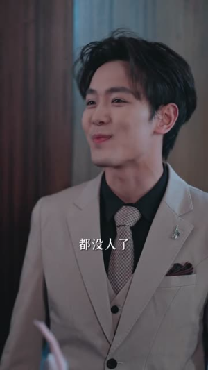 别惹她,她能一拳打三(77集) 别惹她,她能一拳打三(77集)火爆短剧热播中