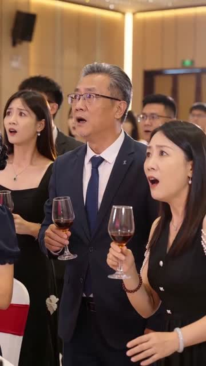 联姻陷阱:穿书女配逆袭成总裁的上司(30集) 联姻陷阱:穿书女配逆袭成总裁的上司(30集)短剧热门合集