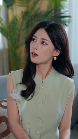 拦下影帝豪车后,我与他契约成婚(94集) 拦下影帝豪车后,我与他契约成婚(94集)海量资源免费看