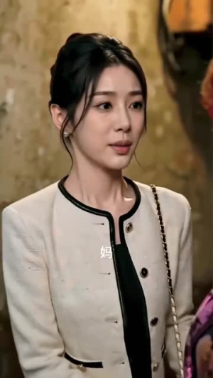 逃婚乌龙护卫竟是未婚夫(11集) 逃婚乌龙护卫竟是未婚夫(11集)短剧每日分享