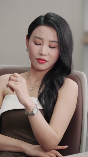 魏小姐是真大佬（62集）全剧免费观看