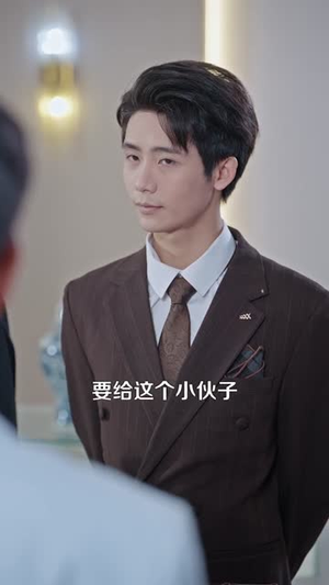 他靠鉴宝神眼逆袭人生(93集) 他靠鉴宝神眼逆袭人生(93集)贝贝短剧分享