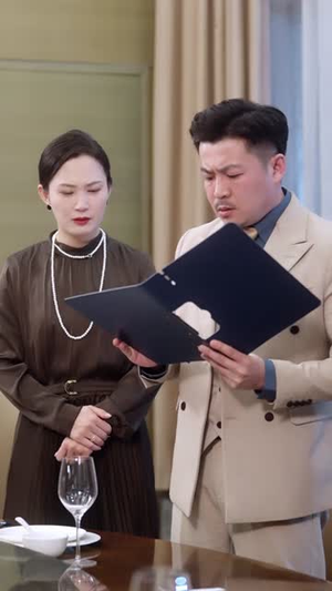 获得返现系统后我成了万人迷(65集) 获得返现系统后我成了万人迷(65集)女主角是谁