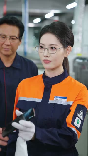 想靠考勤拿捏我，我凭实力惊艳全场（64集）追风的女孩短剧