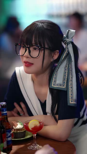 小狗尾巴藏不住(40集) 小狗尾巴藏不住(40集)短剧热门合集
