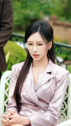 后妈嫁到,变成全家团宠(66集) 后妈嫁到,变成全家团宠(66集)短剧小说在线看