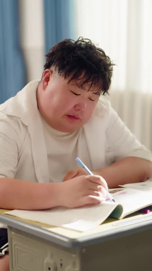 龙家长姐一出手，弟弟们原地变型（43 集）短剧分享片段