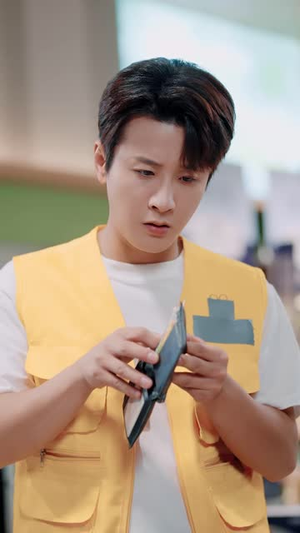 她偷我三千块,我报警了(70 集) 她偷我三千块,我报警了(70 集)超好看的短剧