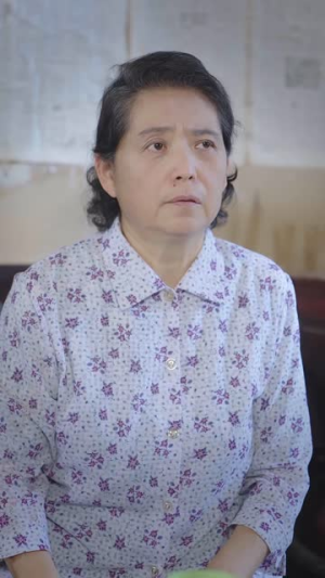 一顿天价宴,算清半生帐(106 集) 一顿天价宴,算清半生帐(106 集)精彩短剧片段