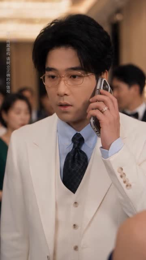 你公私分明,我让你人财两空(52 集) 你公私分明,我让你人财两空(52 集)好看的短剧电影