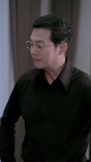 卧底,替死去的黑老大照顾大嫂(76 集) 卧底,替死去的黑老大照顾大嫂(76 集)新短剧推荐