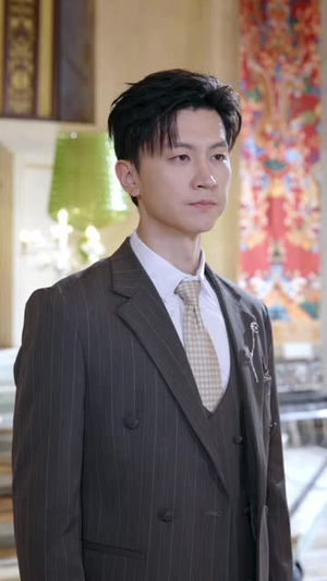 龙首归来,他横扫一切(101 集) 龙首归来,他横扫一切(101 集)甜宠