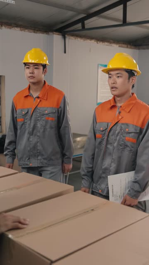 我靠剪裁称霸商界（40 集）都市