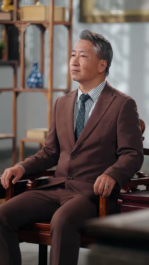错婚良缘,我的老婆不一般(80 集) 错婚良缘,我的老婆不一般(80 集)终于报仇了